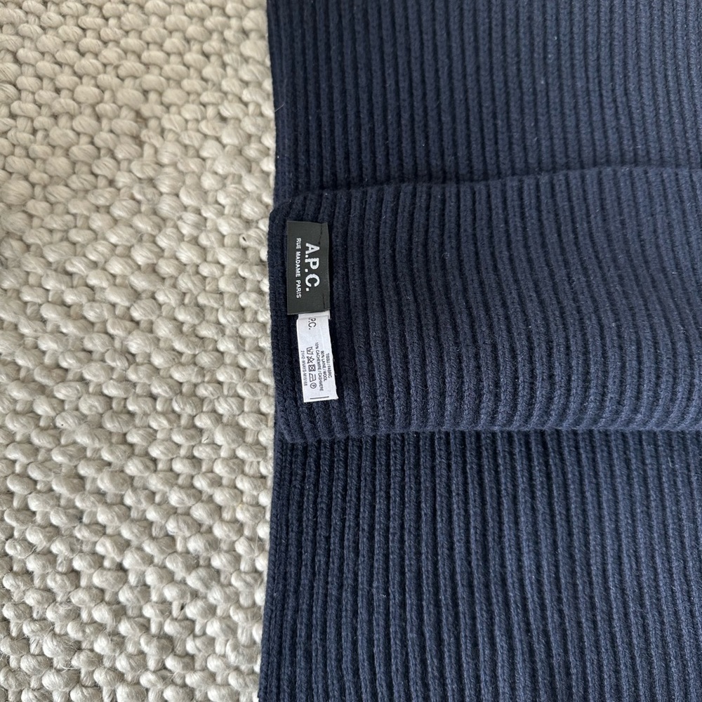 A.P.C. Camille Rib Knit Scarf - Navy - Picture 3 of 4